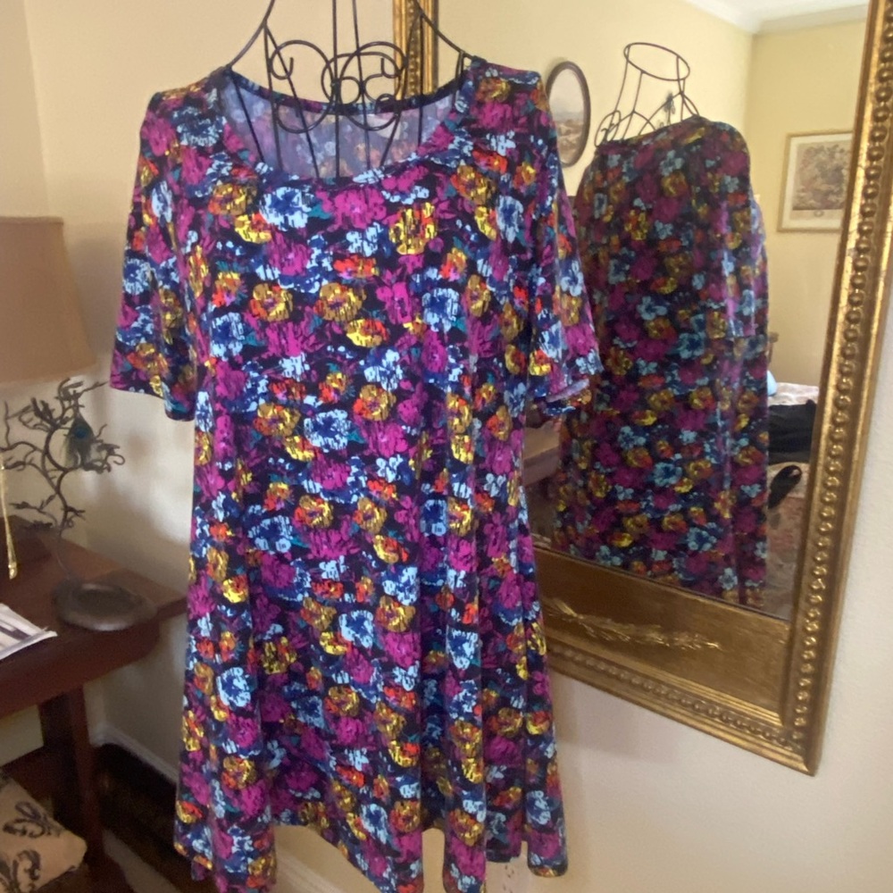 Floral Multicolor long top